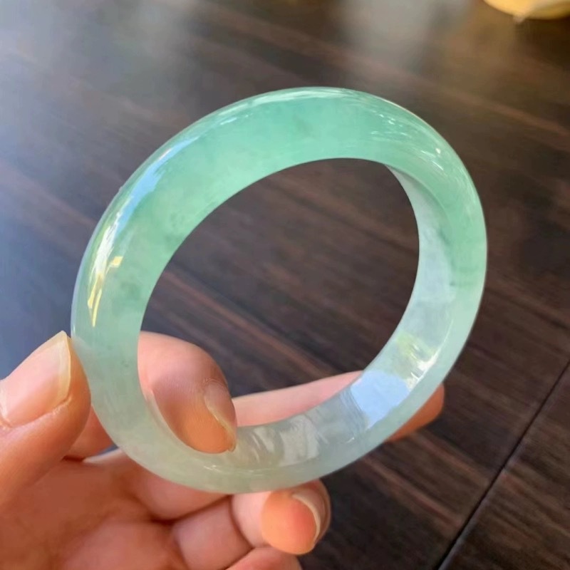 Light ice jade for girls, Burm - Lighting & Home Decor Studio 评论和价格